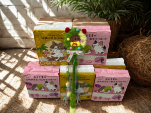 8D7AA0B7-6ACD-4829-8FAD-22F5CF68AFCC 喵大叔豆腐砂及混合砂2.4kg各5包-買10包享半價及免費宅配額外送聖誕逗貓棒(顏色隨機出)